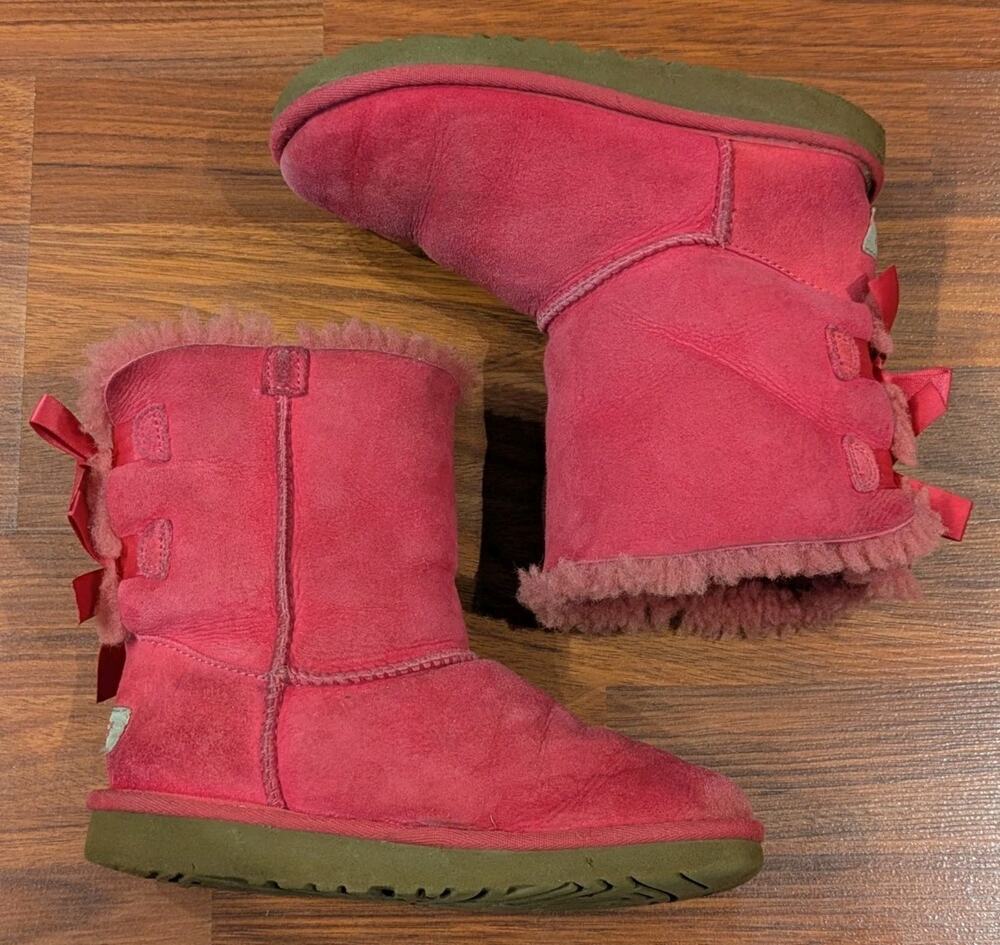 UGG Bailey Bow Girls Size 2 Pink Suede Sheepskin Fur Lined Boots 3280K